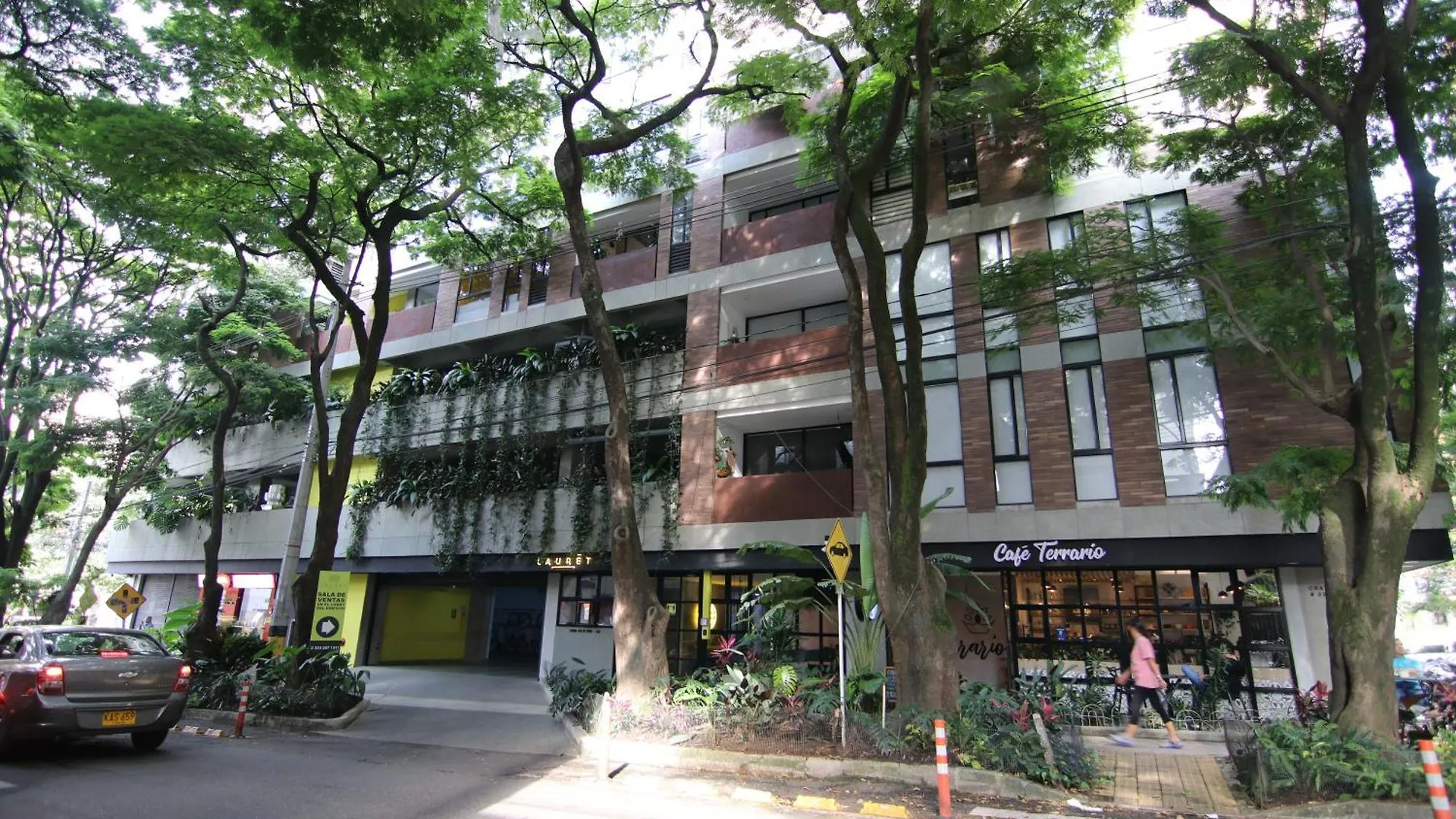 Amalia Loaiza location